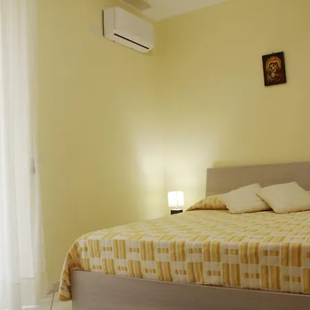 Casa, Mare-etna-taormina 假日公园 *
