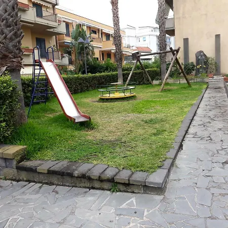 Casa, Mare-etna-taormina * פונדאצ'לו