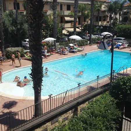 פארק נופש Casa, Mare-etna-taormina *